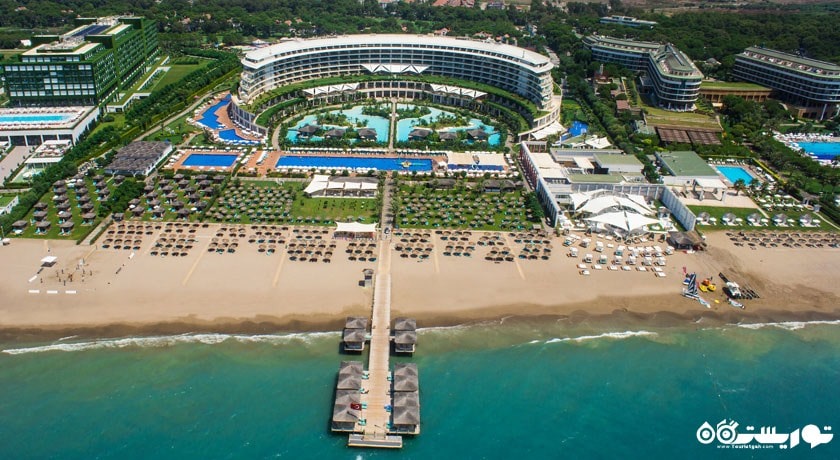 دورنمای زیبای هتل